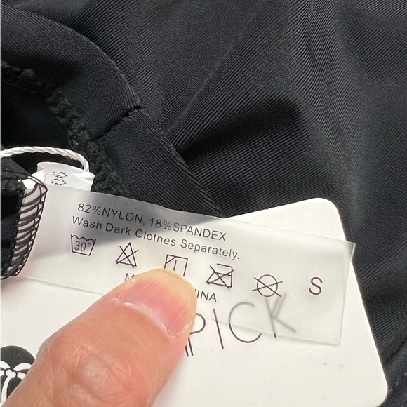 Holipick Short Sleeved Rash Guard Cap Sleeve Swimsuit Top w/Built in Bra - Picture 7 of 7